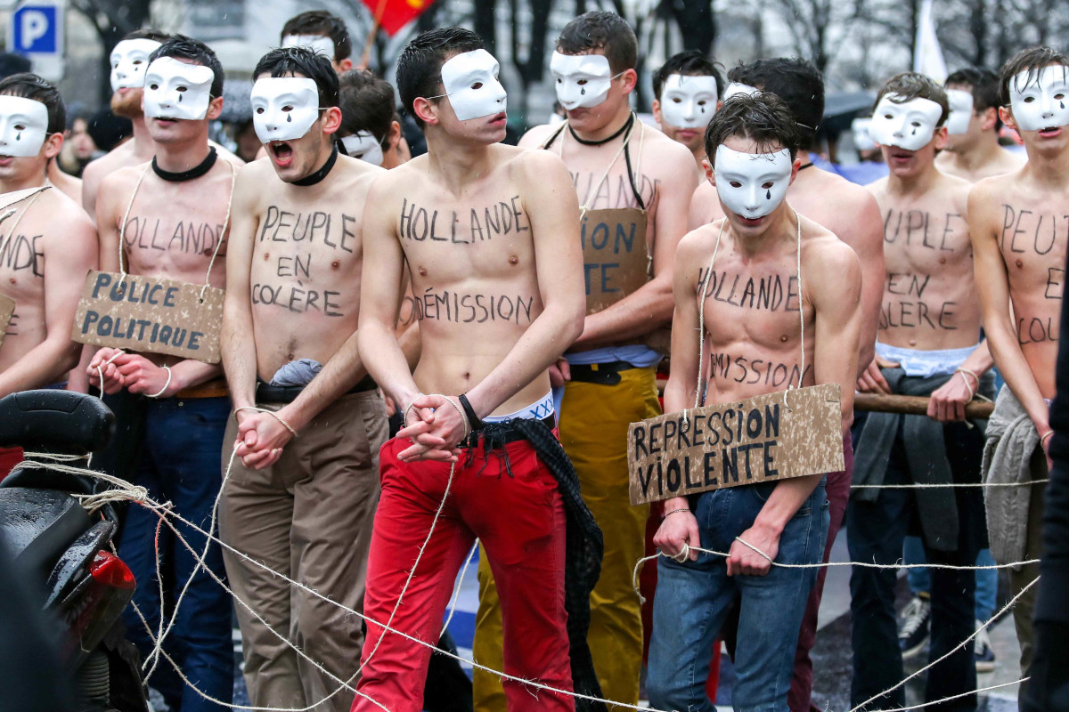 1/18. 14h46m46. Dim 26.01.2014. « Jour de colère » à Paris : manifestation anti-Hollande. © Michel Stoupak.