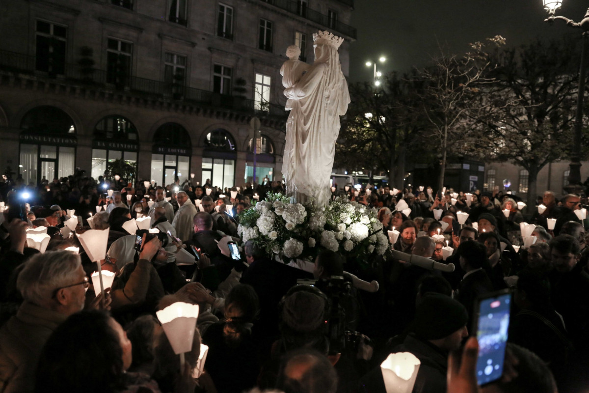 15.11.2024. Notre-Dame : des milliers de Parisiens ont raccompagné la « Vierge du Pilier »