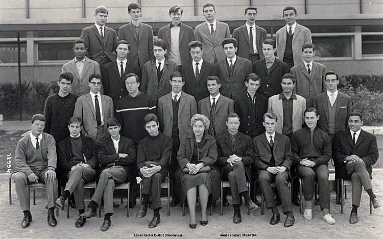 La classe de philo du lycée Hector-Berlioz (Vincennes), année scolaire 1963-64.