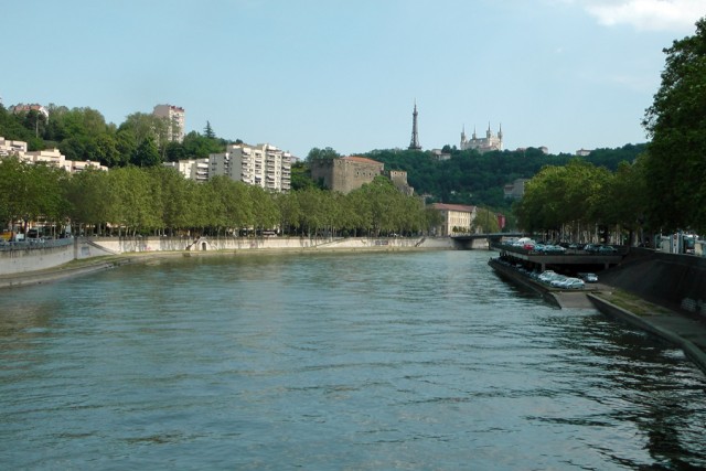 11/32. Lyon-Vaise. La Saône, vue du pont Clemenceau. Mer 30.05.2012, 15:39.