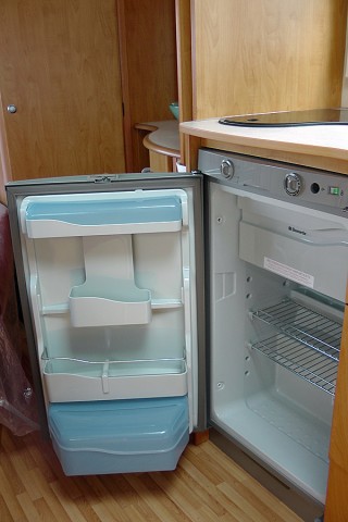 13/20. Le réfrigérateur. Sam 16.06.2012, 11:29.