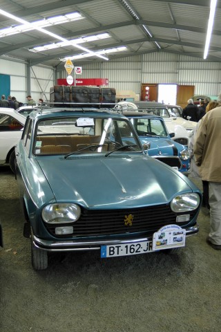 45/125. 15:12. Peugeot 204, 1973, 1200 cm3, 6 cv.