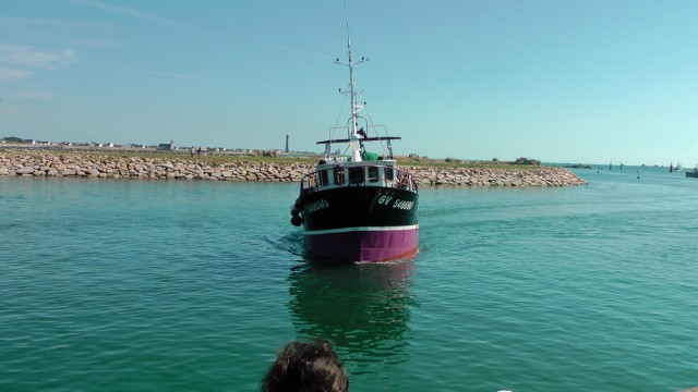 9/10. Port de Saint-Guénolé. Le retour des pêcheurs. Jeu 08.08.2013 - 17 h 03.