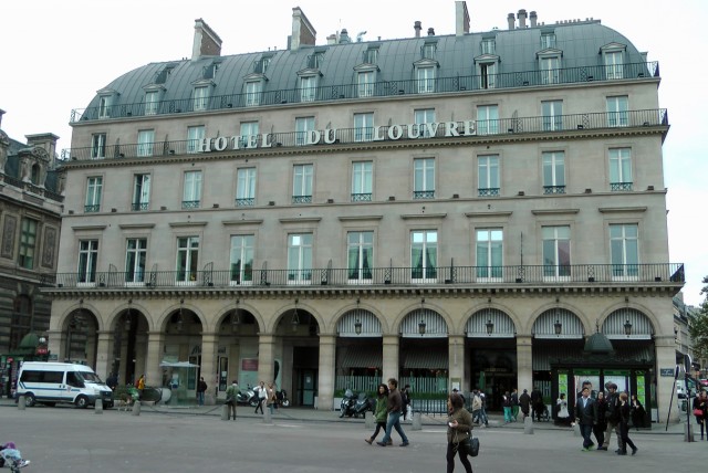 10/18. Paris. L'hôtel du Louvre. Lun 14.10.2013, 16 h 15.