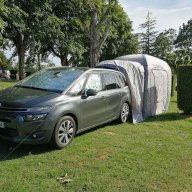 07.06.2019. Camping. Le Grand C4 équipé pour l'itinérance