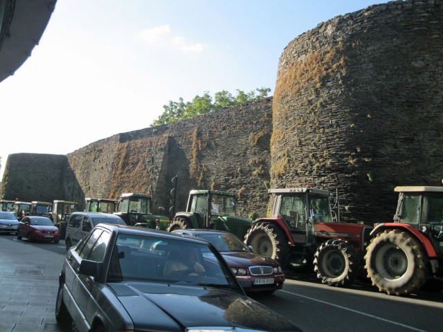 7/8. Tracteurs à Lugo. © Bodin. Jeu 10.09.2015, 18h56m09.