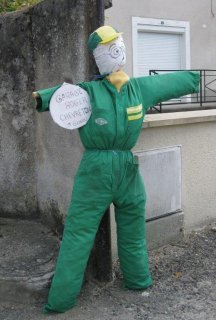 14.06.2014. Fête des Épouvantails à Saint-Genou