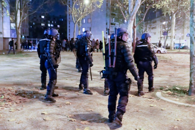 01.12.2012. Un immeuble réquisitionné, expulsé par les forces de l'ordre