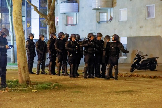 01.12.2012. Un immeuble réquisitionné, expulsé par les forces de l'ordre