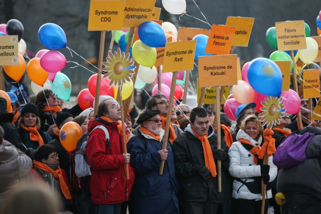04/28. 13e Marche des maladies rares dans le centre de Paris. © Photo Michel Stoupak. Sam 08.12.2012.