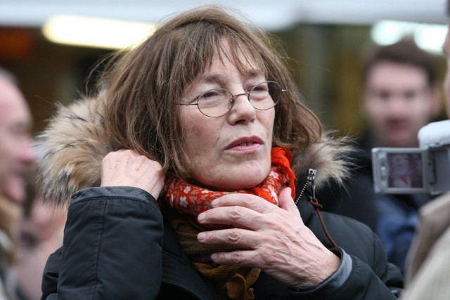 4/6. Jane Birkin à la manifestation de soutien au « mariage pour tous ». © Michel Stoupak. Dim 16.12.2012. 16:21.