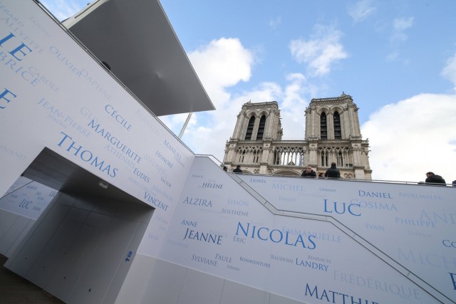 9/15. Un chemin du Jubilé pour les 850 ans de la cathédrale Notre-Dame de Paris. © Michel Stoupak. Mar 25.12.2012, 15:59.