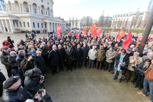 02.02.2013. Il y a 70 ans, la bataille de Stalingrad : commémoration à Paris