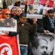 6/16. Manifestation à Paris en hommage à l’opposant tunisien assassiné Chokri Belaïd. © Michel Stoupak. Sam 09.02.2013, 14:05.