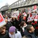 12/16. Manifestation à Paris en hommage à l’opposant tunisien assassiné Chokri Belaïd. © Michel Stoupak. Sam 09.02.2013, 14:24.