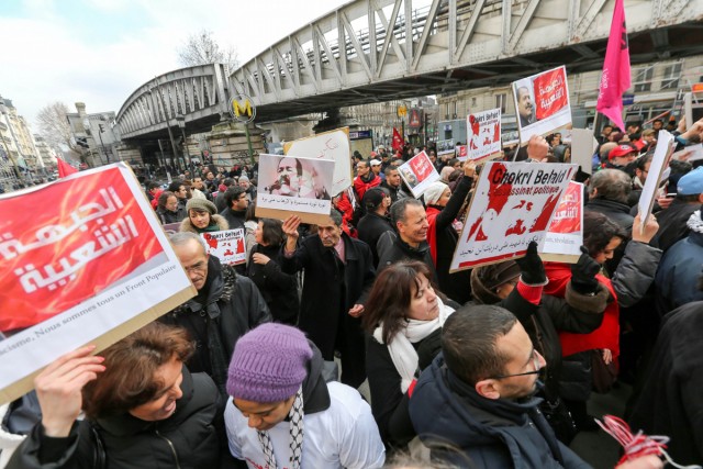 12/16. Manifestation à Paris en hommage à l’opposant tunisien assassiné Chokri Belaïd. © Michel Stoupak. Sam 09.02.2013, 14:24.