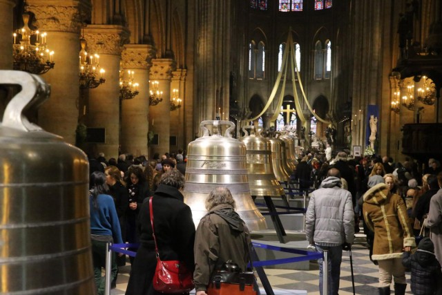 8/15. De nouvelles cloches pour Notre-Dame de Paris. © Michel Stoupak. Dim 10.02.2013, 13:38.