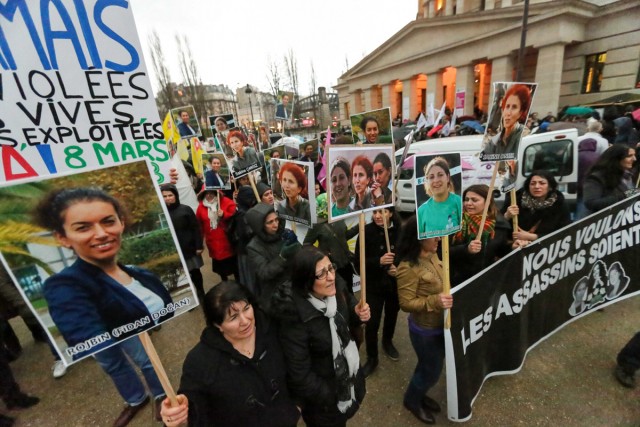 2/13. Marche à Paris pour la Journée internationale des droits des femmes. © Michel Stoupak. Ven 08.03.2013, 19:37.