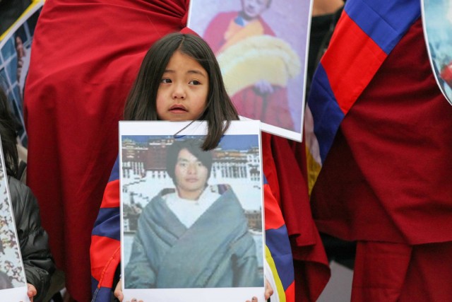 8/24. Manifestation à Paris pour un Tibet libre. © Michel Stoupak. Dim 10.03.2013, 15h39m28.