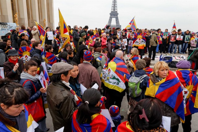 15/24. Manifestation à Paris pour un Tibet libre. © Michel Stoupak. Dim 10.03.2013, 16h33m12.