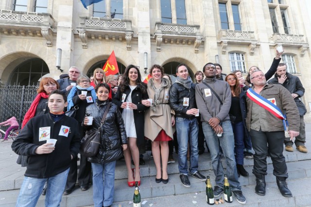 15/15. Mariage pour tous à la mairie de Saint-Denis. © Michel Stoupak. Sam 23.03.2013, 18h21m52.