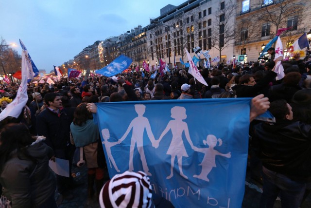 30/48. Manif pour tous : heurts entre manifestants et forces de l’ordre. © Michel Stoupak. Dim 24.03.2013, 20h23m22.