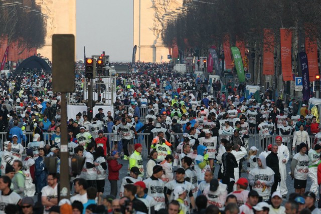 2/20. Marathon de Paris 2013 : record de participation. © Michel Stoupak. Dim 07.04.2013, 07h07m19.