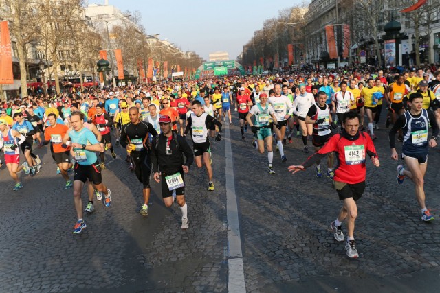 15/20. Marathon de Paris 2013 : record de participation. © Michel Stoupak. Dim 07.04.2013, 08h45m04.