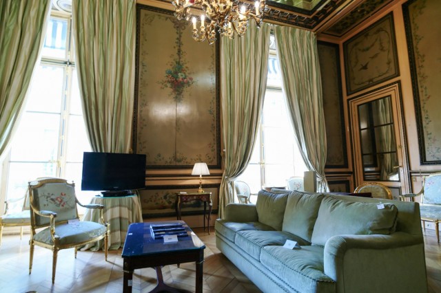 14.04.2013. L’Hôtel de Crillon en 3.500 pièces