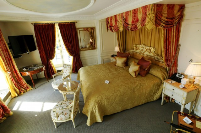 14.04.2013. L’Hôtel de Crillon en 3.500 pièces