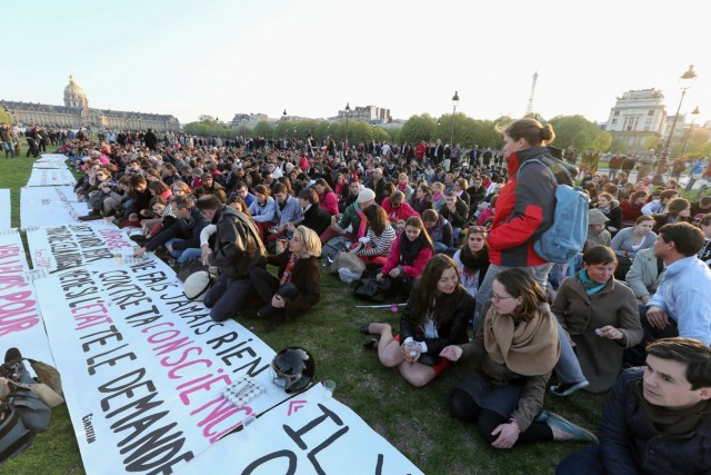 9/16. Manif pour tous : le mouvement des Veilleurs en plein essor. © Michel Stoupak. Dim 21.04.2013, 19h58m38.