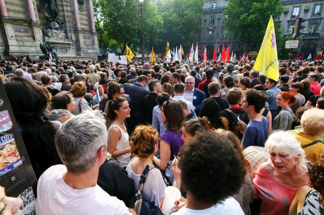 15/18. À Paris, des milliers de personnes rendent hommage à Clément Méric. © Michel Stoupak. Jeu 06.06.2013, 18h49m12.