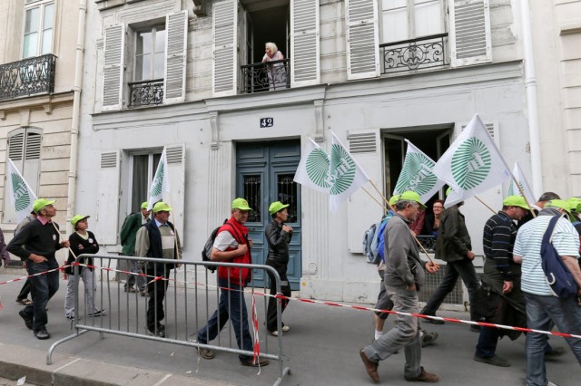 34/36. Les agriculteurs en colère marchent sur Paris. © Michel Stoupak. Dim 23.06.2013, 12h32m02.
