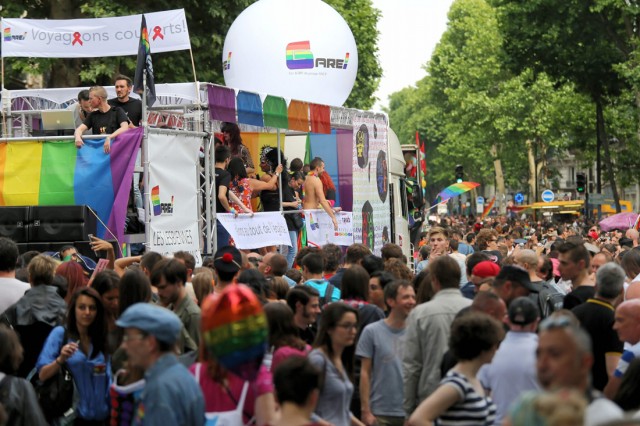 36/36. Première Gay Pride depuis le « Mariage pour tous ». © Michel Stoupak. Sam 29.06.2013, 16h56m12.