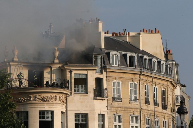 7/18. L'incendie de l’hôtel Lambert. © Michel Stoupak. Mer 10.07.2013, 07h50m22.