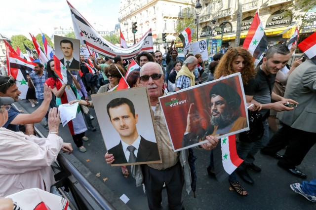 18/26. Manifestation à Paris contre une action en Syrie. © Michel Stoupak. Dim 08.09.2013, 16h53m18.
