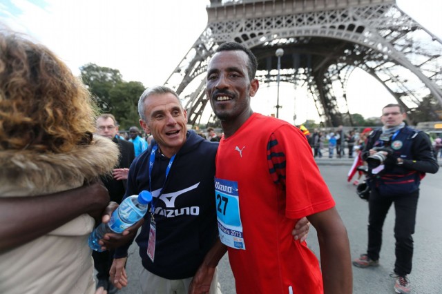 7/8. L’Ethiopien Tebalu Zawude Heyi remporte les 20 km de Paris. © Michel Stoupak. Dim 13.10.2013, 10h59m58.