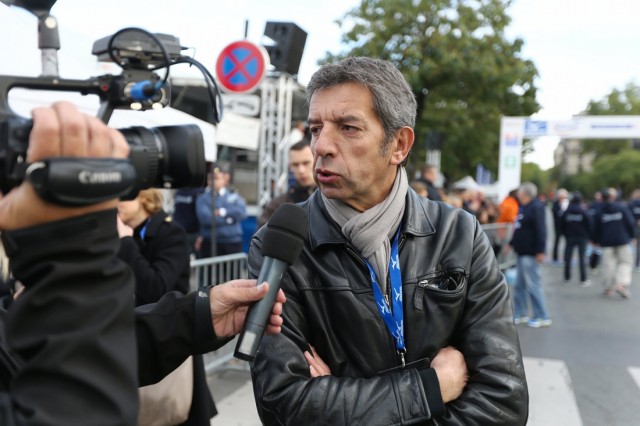 15/18. Michel Cymes, médecin, animateur de télé et de radio. © Michel Stoupak. Dim 13.10.2013, 11h00m33.