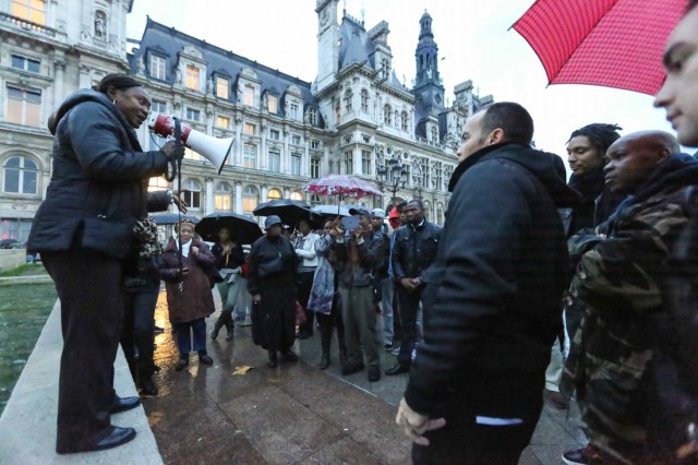 10/12. Contre des déclarations racistes sur Christiane Taubira. © Michel Stoupak. Ven 25.10.2013, 18h42m13.