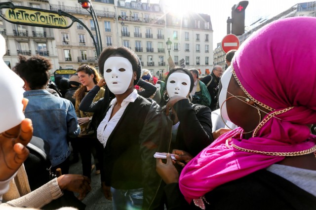 10/24. Prostitution : manifestation contre la pénalisation des clients. © Michel Stoupak. Sam 26.10.2013, 13h17m25.