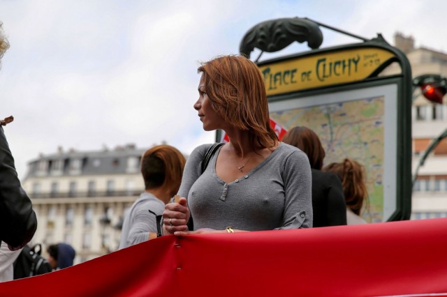 12/24. Prostitution : manifestation contre la pénalisation des clients. © Michel Stoupak. Sam 26.10.2013, 13h22m38.