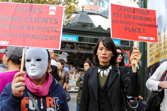 15/24. Prostitution : manifestation contre la pénalisation des clients. © Michel Stoupak. Sam 26.10.2013, 13h31m22.