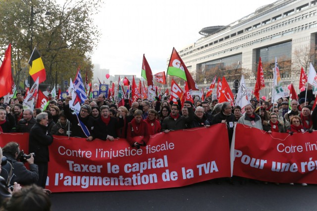 24/27. Révolution fiscale : Mélenchon marche sur Bercy. © Michel Stoupak. Dim 01.12.2013, 15h26m49.