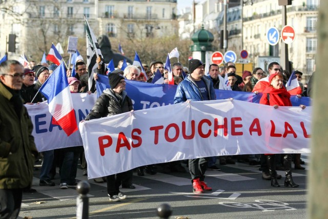 7/22. « Résistance républicaine » défile dans Paris. © Michel Stoupak. Dim 08.12.2013, 14h44m13.