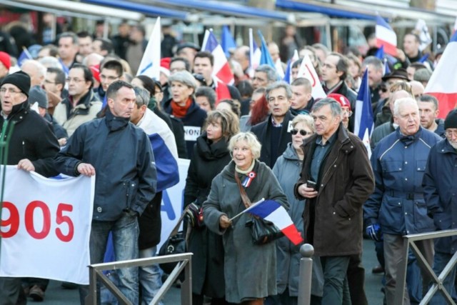 20/22. « Résistance républicaine » défile dans Paris. © Michel Stoupak. Dim 08.12.2013.