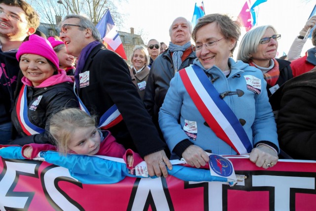 15.12.2013. La Manif pour tous dénonce la &quot;familiphobie&quot; du gouvernement