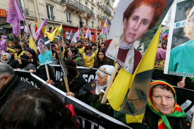 11.01.2014. Paris : manifestation un an après l’assassinat de trois militantes kurdes