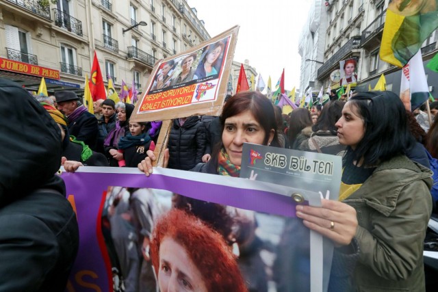 11.01.2014. Paris : manifestation un an après l’assassinat de trois militantes kurdes
