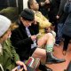 32/40. « No Pants Subway Ride », ou comment prendre le métro en slip. © Michel Stoupak. Dim 12.01.2014.