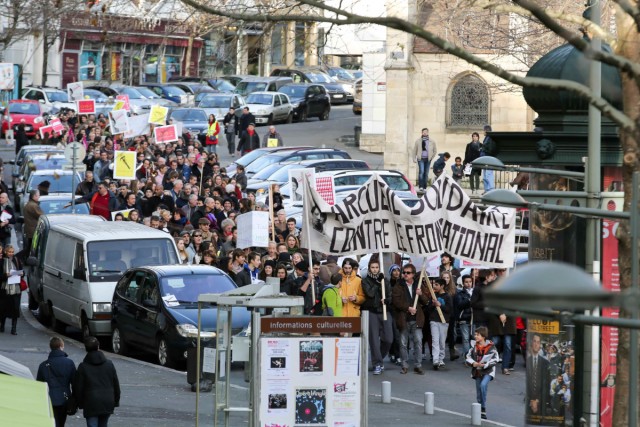 1/12. Arcueil : marche contre le Front national. © Michel Stoupak. Sam 18.01.2014, 14h54m17.